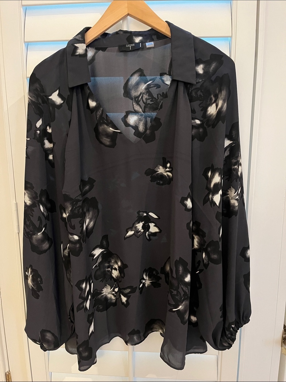 Tahari 1X Black Sheer Floral Blouse | Tie Neck Chiffon Top Elegant